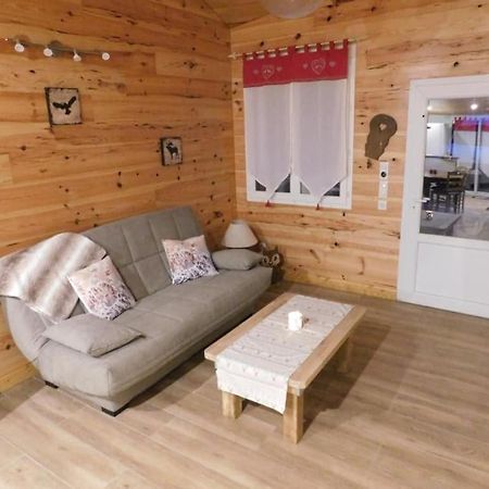 Logement Paisible A La Campagne Aubarede Exteriér fotografie