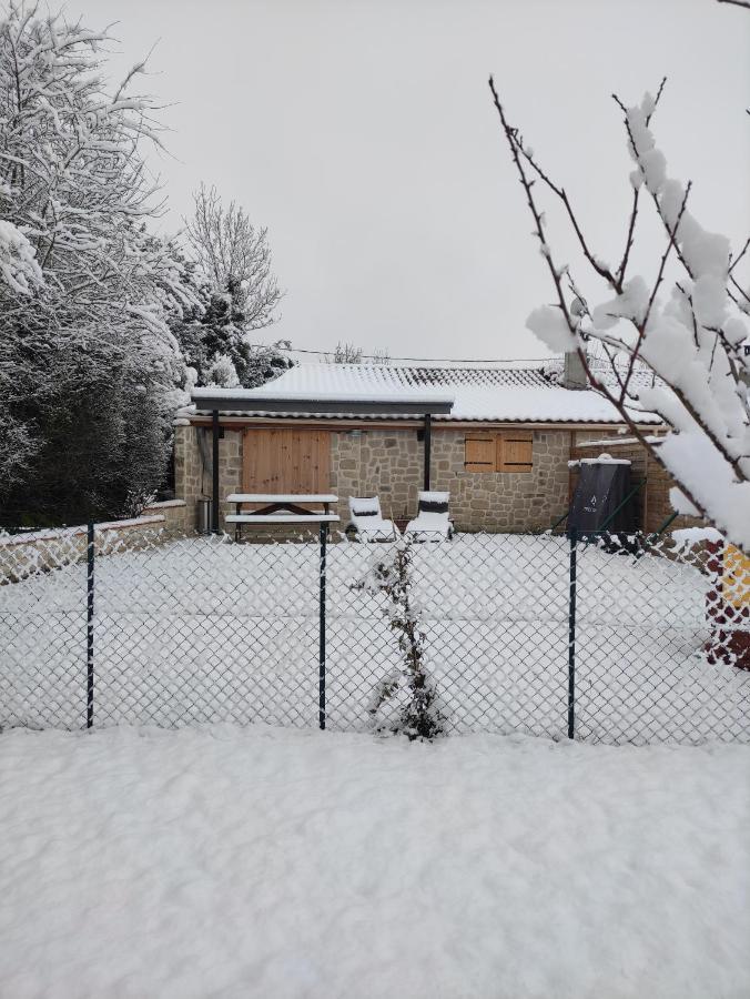 Logement Paisible A La Campagne Aubarede Exteriér fotografie